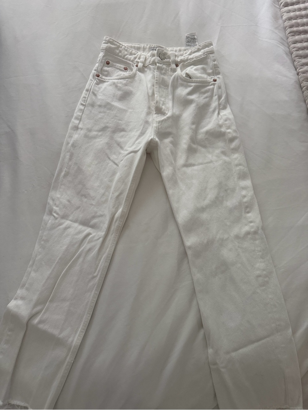 Zara White Cropped Straight-Leg Jeans